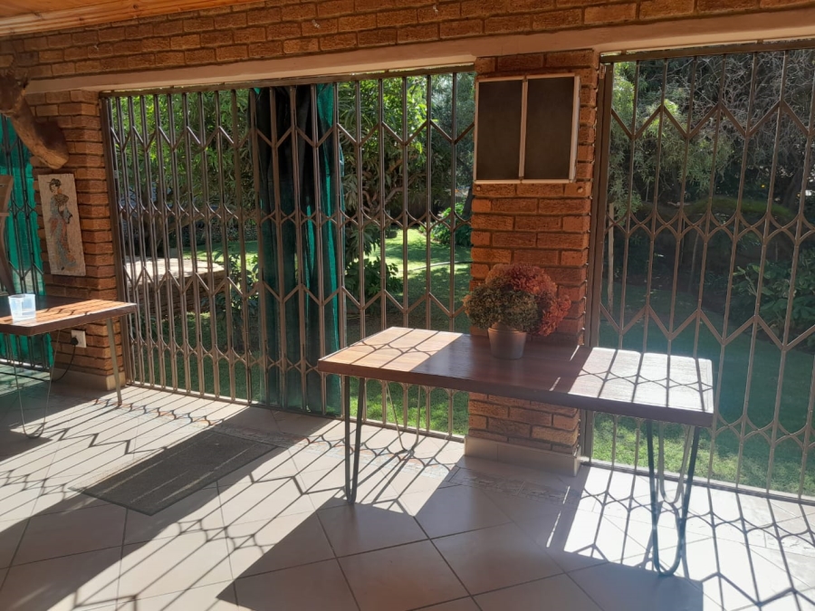3 Bedroom Property for Sale in Protea Park North West